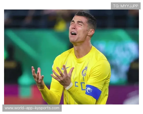 C罗门前嗅觉拉满，胜利抢到关键球，c罗进门一刻